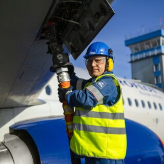 «Газпром нефть», «Аэрофлот»